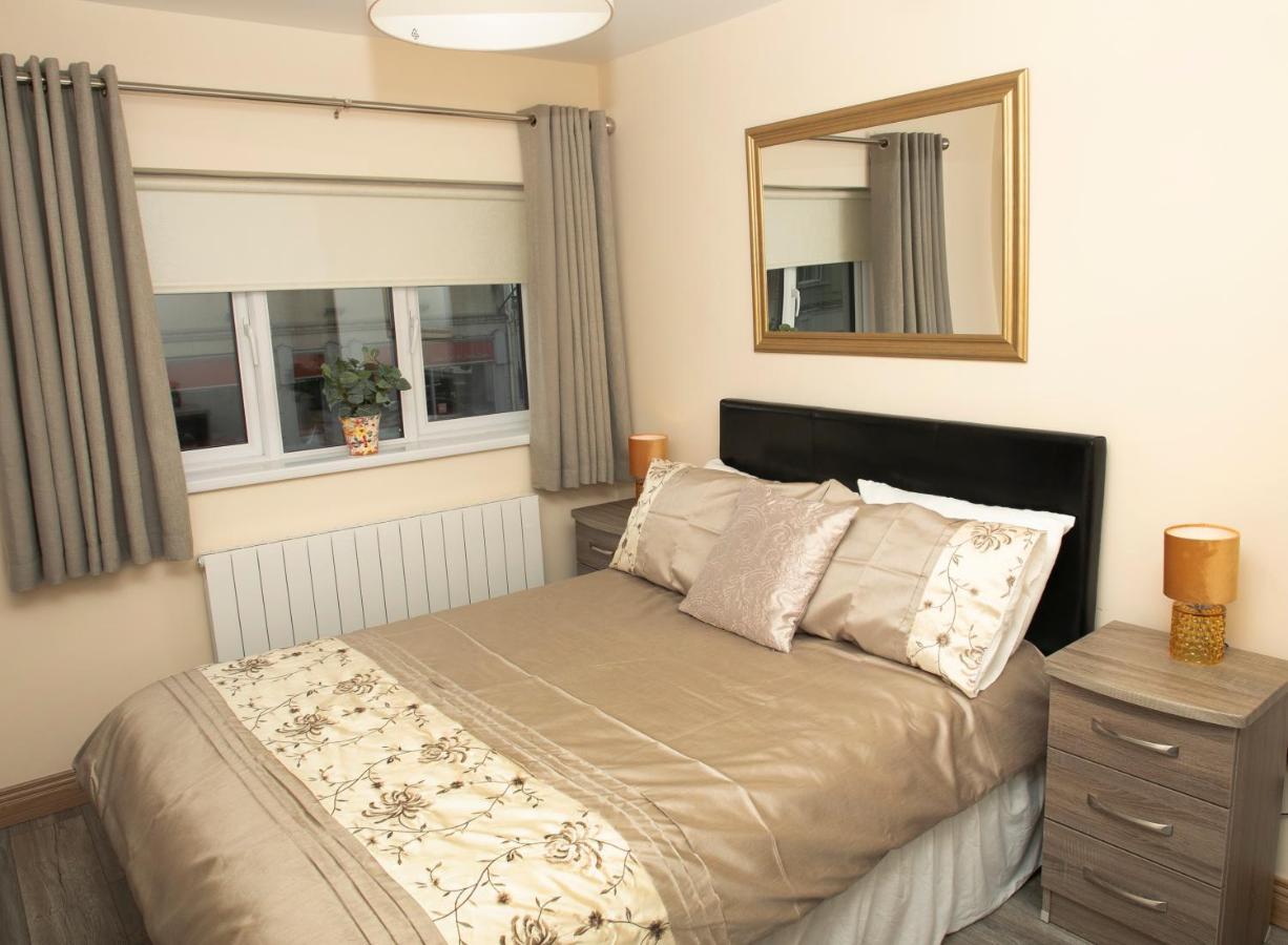 アスローン アーチ ハウス B＆B Bed & Breakfast エクステリア 写真